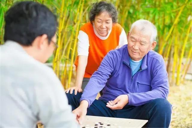 男的退休年龄最新规定及其社会影响